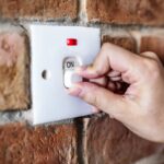 How to Replace a Light Switch: Beginner’s Guide with Safety Precautions