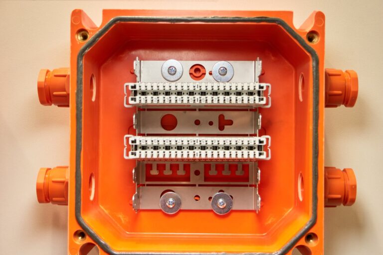 Essential guide to choosing the right installation boxes for your electrical projects