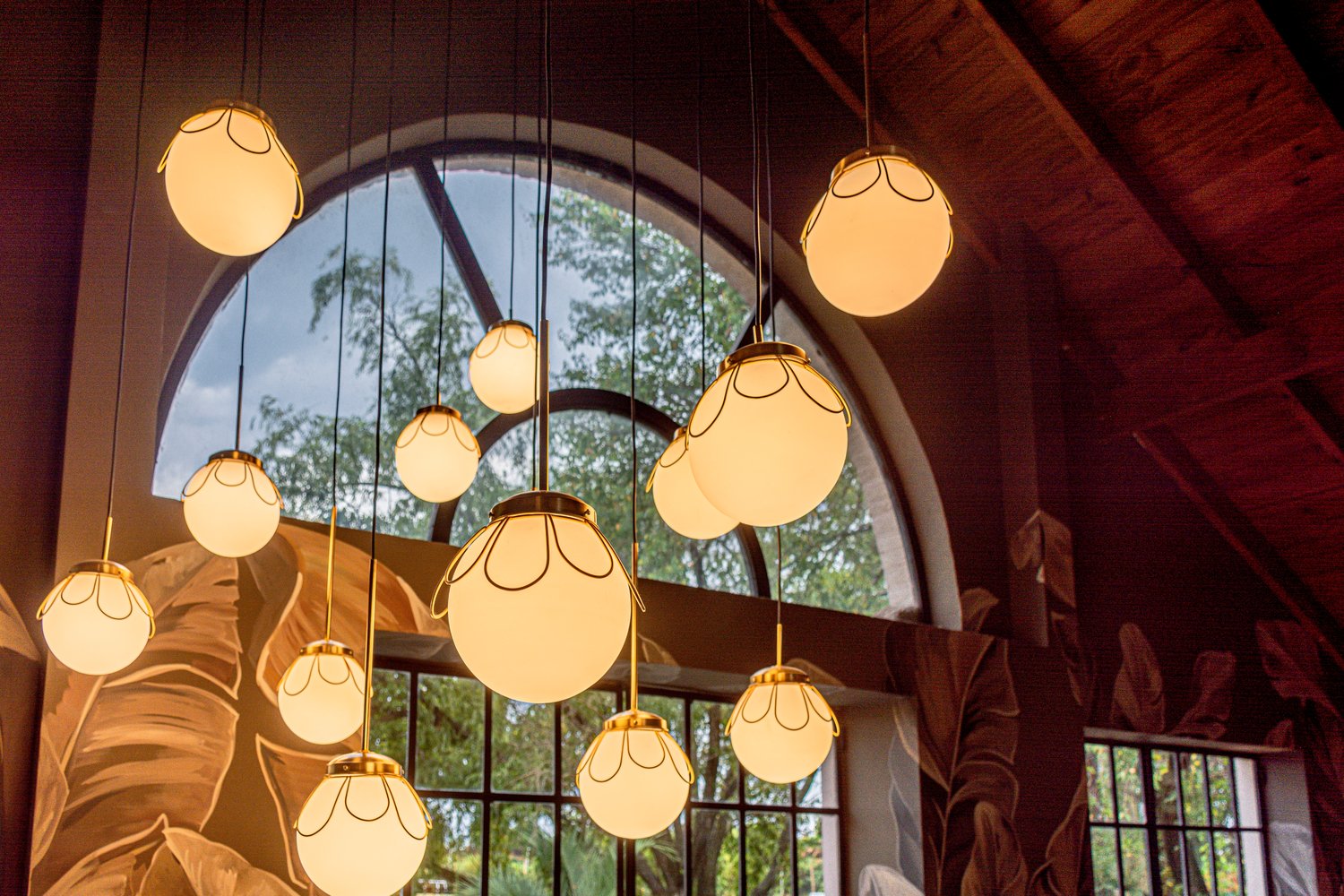 Essential guide to choosing the right lighting solutions for your space
