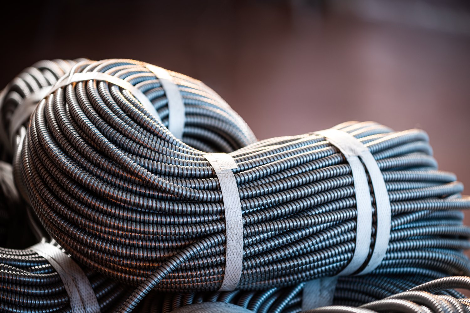 Essential guide to selecting and installing electrical cables for your project