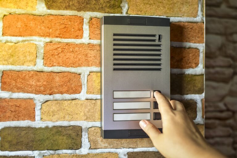 Home Intercom System Static: Audio Quality and Connection Problems