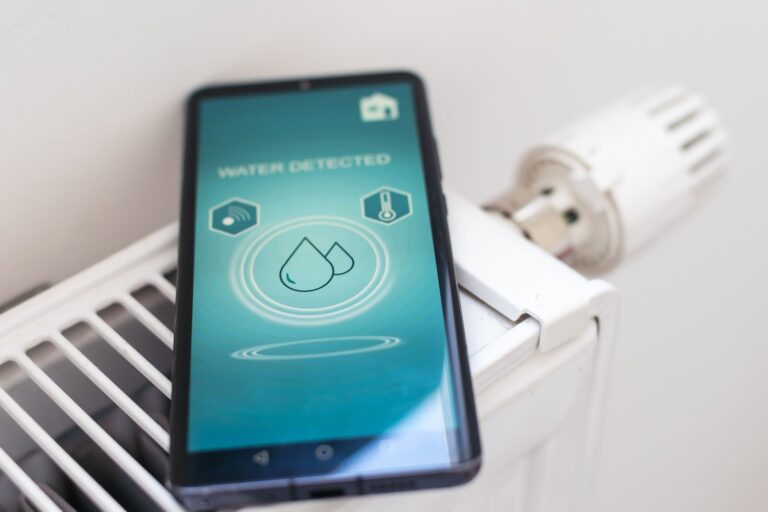 Home Water Leak Detection System Alerts: Sensor and App Integration Issues
