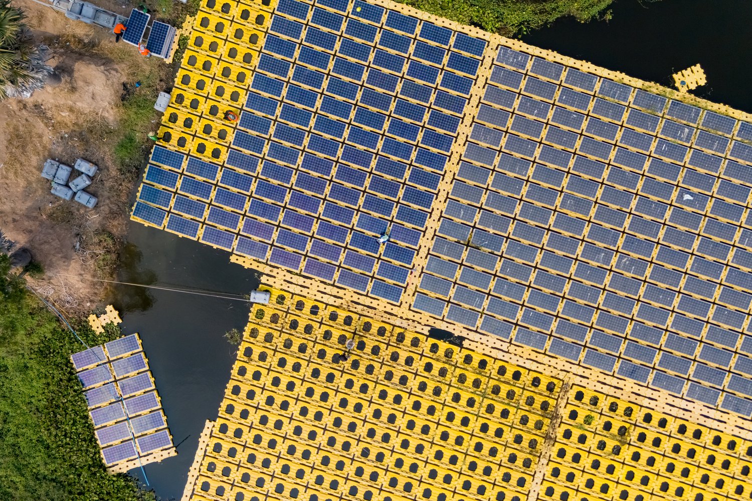 Maximizing energy efficiency with photovoltaic and storage systems