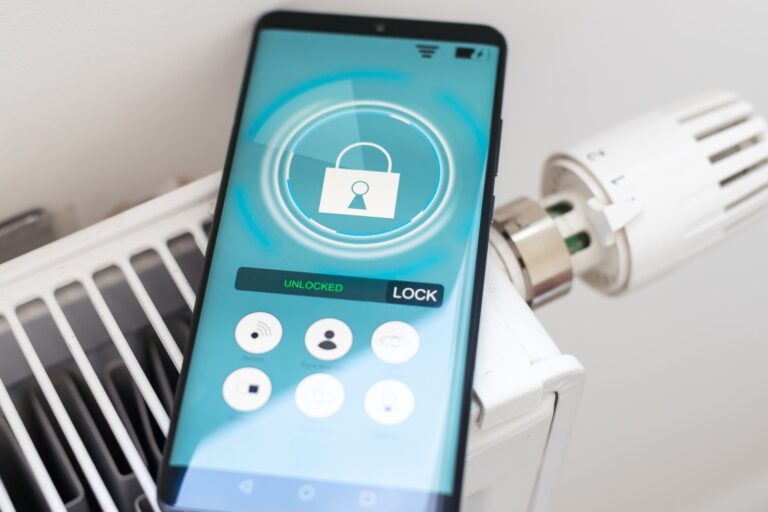 Smart Door Lock Battery Problems: Power Management and Access Solutions