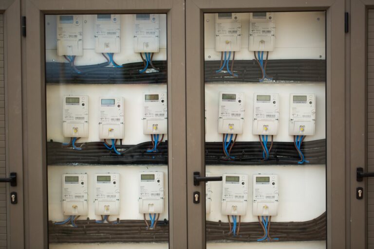 Essential guide to energy metering for efficient power management